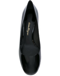 schwarze Pumps von Salvatore Ferragamo