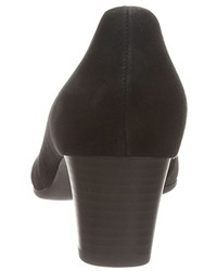 schwarze Pumps von Gabor