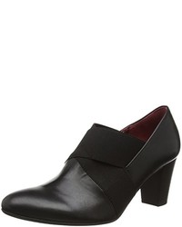 schwarze Pumps von Gabor