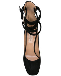 schwarze Pumps von Valentino