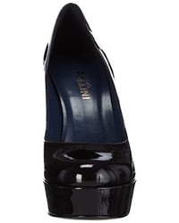 schwarze Pumps von Pollini