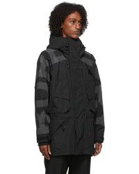 schwarze Regenjacke von Burberry