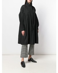 schwarze Regenjacke von Pleats Please By Issey Miyake