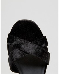 schwarze Samt Sandaletten von Asos