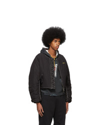 schwarze Satin Bomberjacke von Pyer Moss