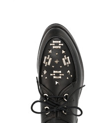 schwarze Schuhe aus Leder von Valentino
