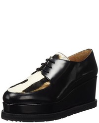 schwarze Schuhe von Castaner