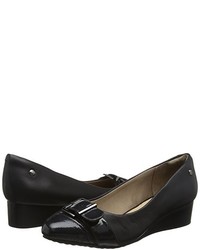 schwarze Schuhe von Hush Puppies