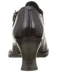 schwarze Schuhe von Neosens