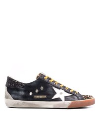 schwarze Segeltuch niedrige Sneakers mit Sternenmuster von Golden Goose