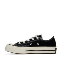 schwarze Segeltuch niedrige Sneakers von Converse