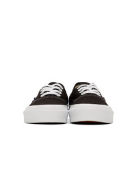 schwarze Segeltuch niedrige Sneakers von Vans