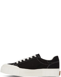 schwarze Segeltuch niedrige Sneakers von Good News