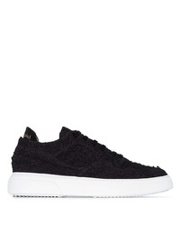 schwarze Segeltuch niedrige Sneakers von By Walid