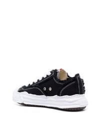 schwarze Segeltuch niedrige Sneakers von Maison Mihara Yasuhiro