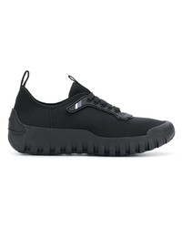 schwarze Segeltuch niedrige Sneakers von Prada