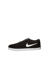 schwarze Segeltuch niedrige Sneakers von Nike