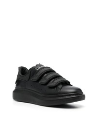 schwarze Segeltuch niedrige Sneakers von Alexander McQueen