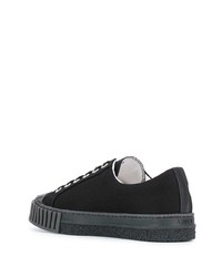 schwarze Segeltuch niedrige Sneakers von Adieu Paris