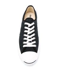 schwarze Segeltuch niedrige Sneakers von Converse