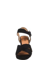 schwarze Segeltuch Sandaletten von s.Oliver