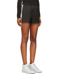 schwarze Seideshorts von Alexander Wang