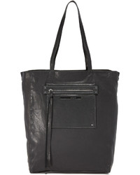 schwarze Shopper Tasche aus Leder von MCQ