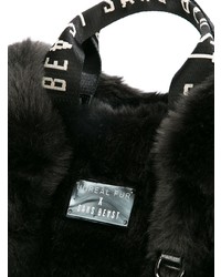 schwarze Shopper Tasche aus Pelz von Unreal Fur
