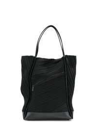 schwarze Shopper Tasche aus Segeltuch von Pleats Please By Issey Miyake