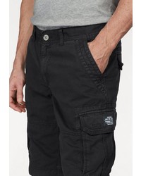 schwarze Shorts von John Devin