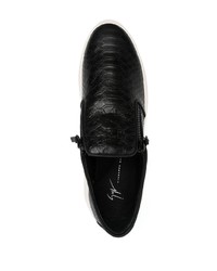 schwarze Slip-On Sneakers aus Leder mit Schlangenmuster von Giuseppe Zanotti