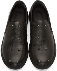 schwarze Slip-On Sneakers aus Leder von Alexander McQueen