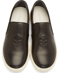 schwarze Slip-On Sneakers aus Leder von Alexander McQueen