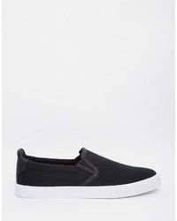 schwarze Slip-On Sneakers aus Segeltuch von Asos