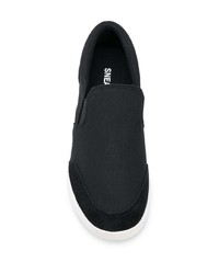 schwarze Slip-On Sneakers aus Segeltuch von A.P.C.