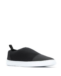 schwarze Slip-On Sneakers aus Segeltuch von OSKLEN