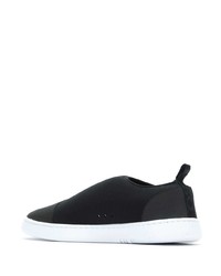 schwarze Slip-On Sneakers aus Segeltuch von OSKLEN