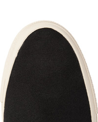 schwarze Slip-On Sneakers aus Segeltuch von VISVIM