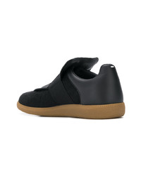 schwarze Slip-On Sneakers aus Wildleder von Maison Margiela