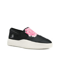 schwarze Slip-On Sneakers mit Blumenmuster von Y-3