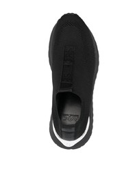 schwarze Slip-On Sneakers von Michael Kors
