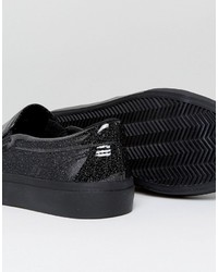 schwarze Slip-On Sneakers von Asos