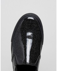 schwarze Slip-On Sneakers von Asos