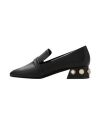schwarze Slipper von Mango