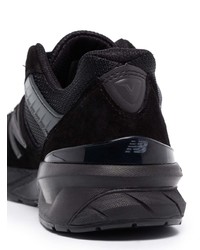 schwarze Sportschuhe von New Balance