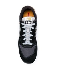 schwarze Sportschuhe von New Balance