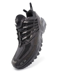 schwarze Sportschuhe von Salomon S/Lab