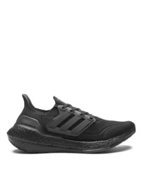 schwarze Sportschuhe von adidas