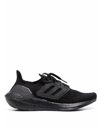 schwarze Sportschuhe von adidas