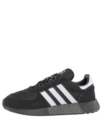 schwarze Sportschuhe von adidas Originals